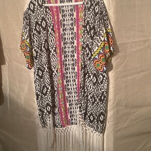 Magic Black and White Patterned Garment